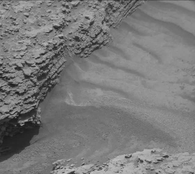 Sol 4922: Mast Camera (Mastcam)