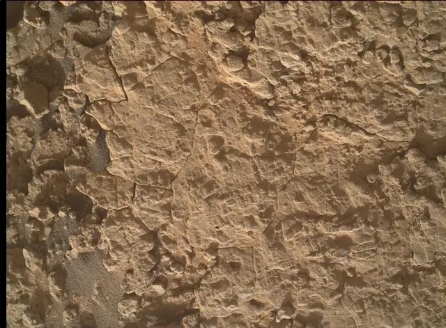 Sol 4922: Mars Hand Lens Imager (MAHLI)