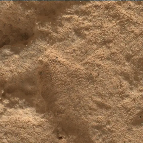Sol 4931: Mars Hand Lens Imager (MAHLI)