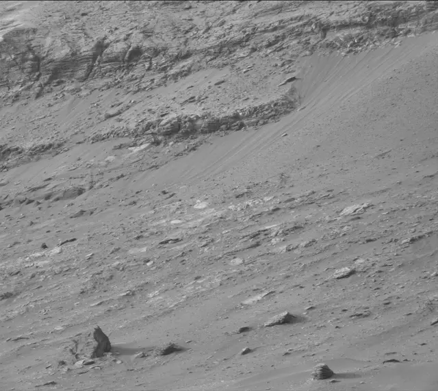 Sol 4935: Mast Camera (Mastcam)