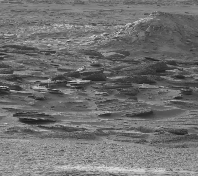 Sol 4935: Mast Camera (Mastcam)