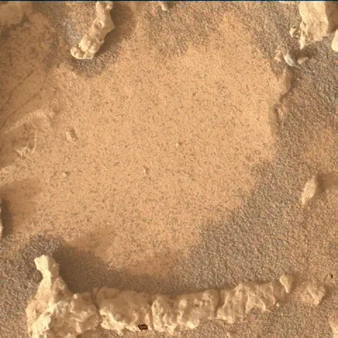 Sol 4935: Mars Hand Lens Imager (MAHLI)