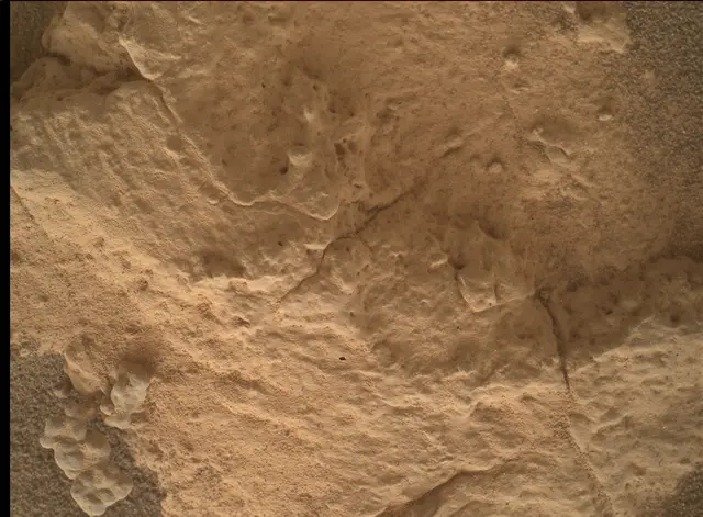 Sol 4935: Mars Hand Lens Imager (MAHLI)