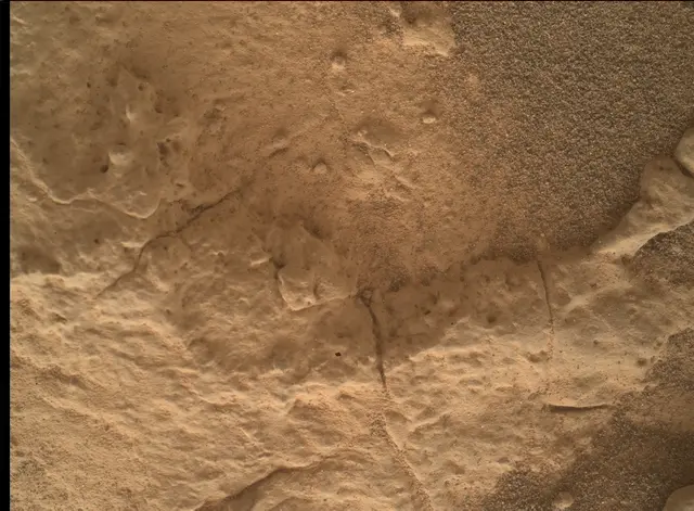 Sol 4935: Mars Hand Lens Imager (MAHLI)