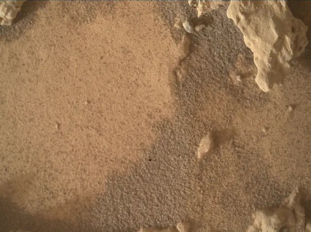 Sol 4935: Mars Hand Lens Imager (MAHLI)