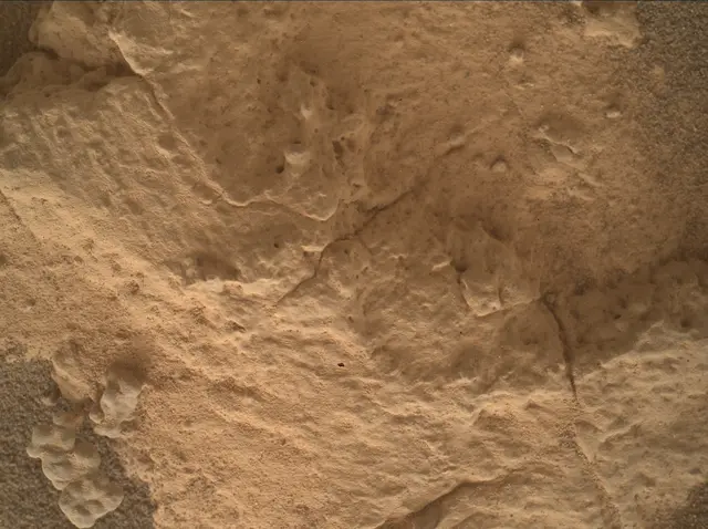 Sol 4935: Mars Hand Lens Imager (MAHLI)
