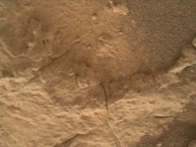 Sol 4935: Mars Hand Lens Imager (MAHLI)