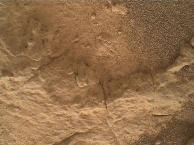 Sol 4935: Mars Hand Lens Imager (MAHLI)