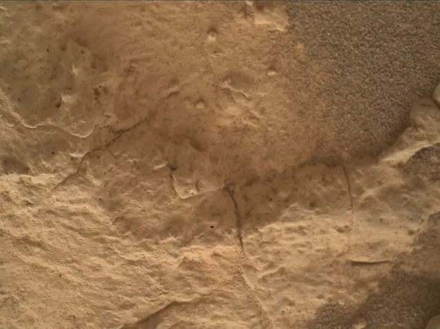 Sol 4935: Mars Hand Lens Imager (MAHLI)