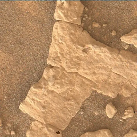 Sol 4938: Mars Hand Lens Imager (MAHLI)