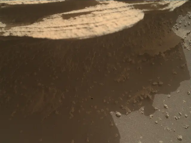 Sol 4983: Mars Hand Lens Imager (MAHLI)