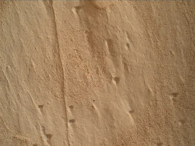 Sol 4989: Mars Hand Lens Imager (MAHLI)