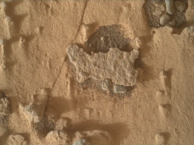Sol 4989: Mars Hand Lens Imager (MAHLI)