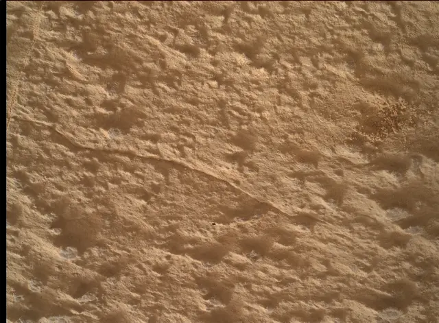 Sol 4992: Mars Hand Lens Imager (MAHLI)