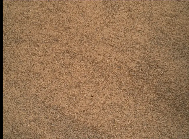 Sol 4992: Mars Hand Lens Imager (MAHLI)