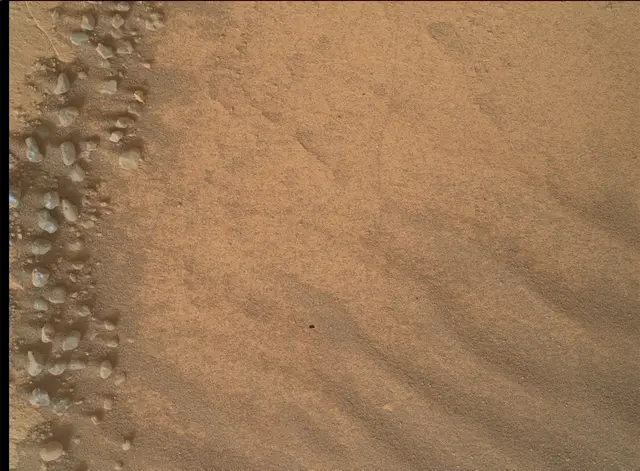 Sol 4992: Mars Hand Lens Imager (MAHLI)