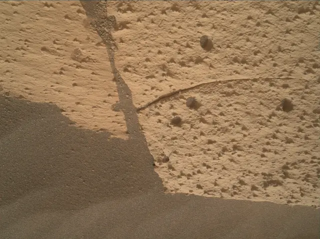 Sol 4994: Mars Hand Lens Imager (MAHLI)