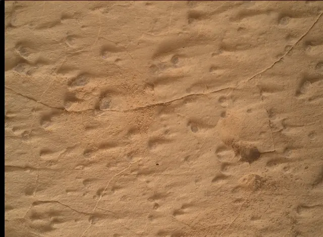 Sol 4995: Mars Hand Lens Imager (MAHLI)