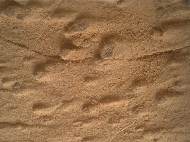 Sol 4996: Mars Hand Lens Imager (MAHLI)