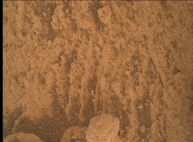 Sol 4997: Mars Hand Lens Imager (MAHLI)
