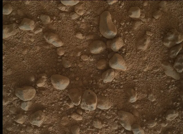 Sol 4999: Mars Hand Lens Imager (MAHLI)