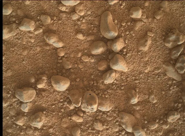 Sol 4999: Mars Hand Lens Imager (MAHLI)