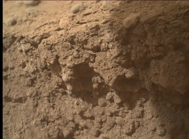 Sol 4999: Mars Hand Lens Imager (MAHLI)