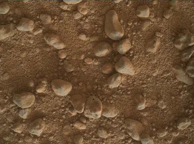 Sol 5000: Mars Hand Lens Imager (MAHLI)