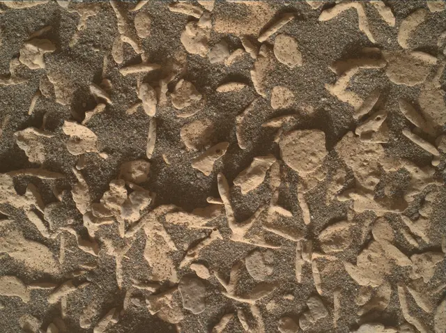 Sol 5014: Mars Hand Lens Imager (MAHLI)