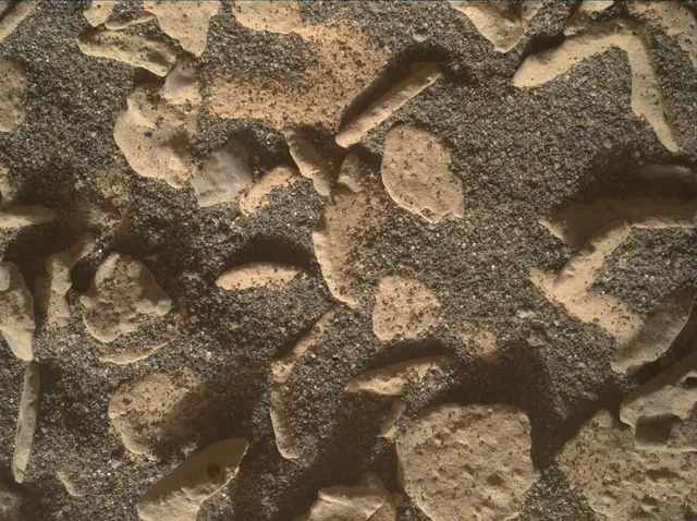 Sol 5014: Mars Hand Lens Imager (MAHLI)