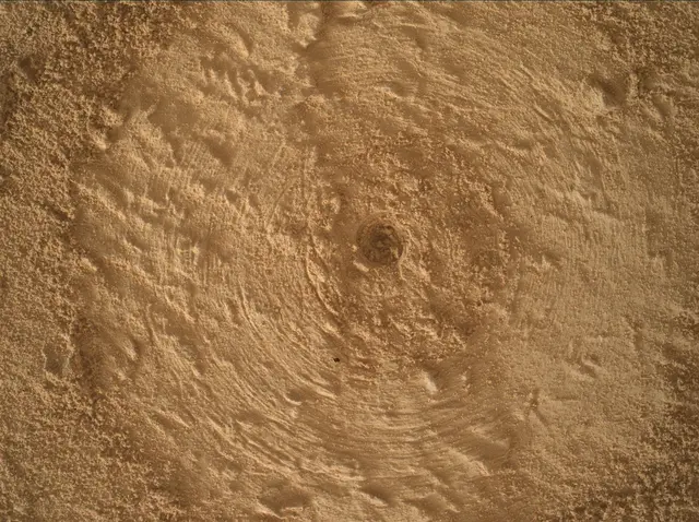 Sol 5023: Mars Hand Lens Imager (MAHLI)