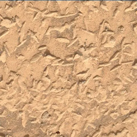 Sol 5044: Mars Hand Lens Imager (MAHLI)