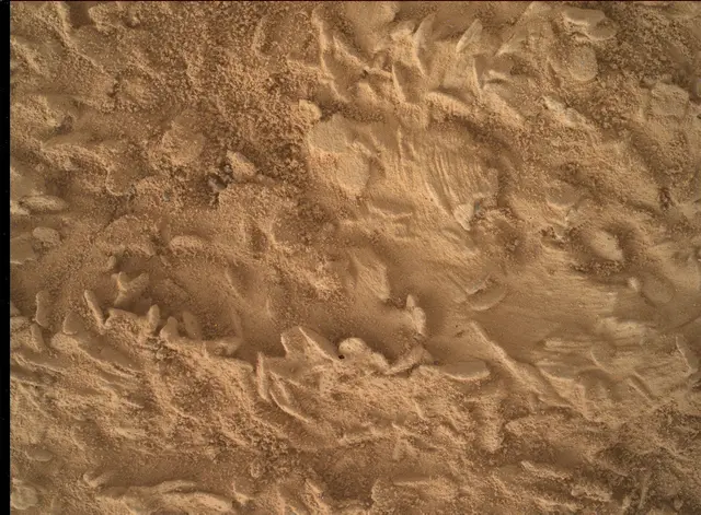 Sol 5047: Mars Hand Lens Imager (MAHLI)