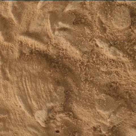 Sol 5047: Mars Hand Lens Imager (MAHLI)